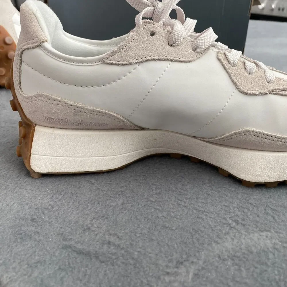 Women's New Balance 327 Size 9 - Picture 3 of 11
